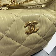 Chanel Crumpled Lambskin Mini Hobo Bag Yellow Size 15x12.5x18 Cm - 5