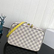 LV NEONOE Handbag White Grid Yellow M44020 Size 26x26x17.5 cm - 6