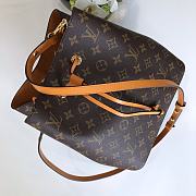 LV Noe Champagne Bag M43569 Size 26x22x27 cm - 2