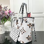 LV NEVERFULL Medium White Big Letters M41177 Size 32x29x17 cm - 3