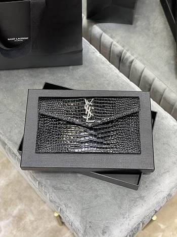 YSL New Clutch Black 565739 Size 27×16×2 cm