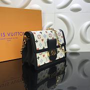 LV Dauphine MM Monogram Handbags M44391 Size 25 x 19 x 9 cm - 5