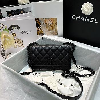 Chanel Classic Flap Bag Black 81059 19 cm