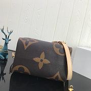 LV SPEEDY 25 Handbag (With Shoulder Strap) M41113 Size 25x19x15 cm - 5