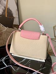 LV Capucines Medium Handbag Apricot M55910 Size 31.5 X 20 X 11 cm - 3