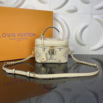 LV Vanity Small Handbag White M45608 Size 19 x 13 x 11 cm