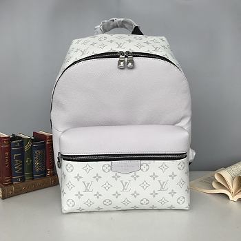 LV DISCOVERY Small Backpack White M30417 Size 37 x 40 x 20 cm