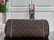 LV Medium Handbag Monogram Canvas M56689 Size 33 x 17 x 28.5 cm - 3