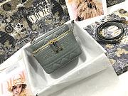 DIOR Handbag Gray S5488 Size 18.5 x 13 x 10.5 cm - 2
