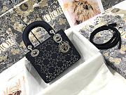 DIOR Lady Silk Hot-Stamped Diamonds Black M0505 Size 17 x 15 x 7 cm - 1