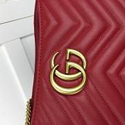 GG Marmont Matelassé Shoulder Bag In Red Leather 453569 Size 36 x 27 x 14 cm - 4