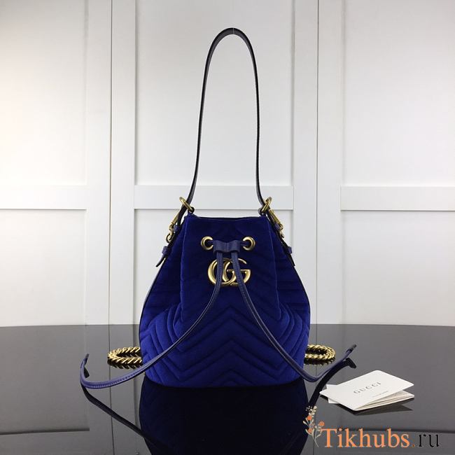 Gucci GG Marmont Quilted Velvet Bucket Bag Blue 525081 Size 21 x 22 x 11 cm - 1