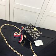 Gucci Sylvie Leather Mini Chain Bag Gram 431666 Size 19 x 14 x 7.5 cm - 2