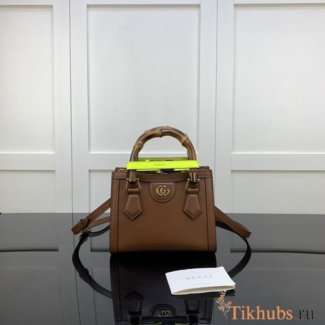 Gucci Diana Small Tote Bag Brown 655661 Size 20 x 16 x 10 cm - 1