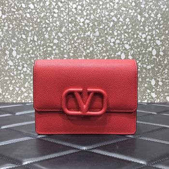 VALENTINO Garavani VRING Chain Wallet Red 069 Size 17.5 x 8 x 13 cm