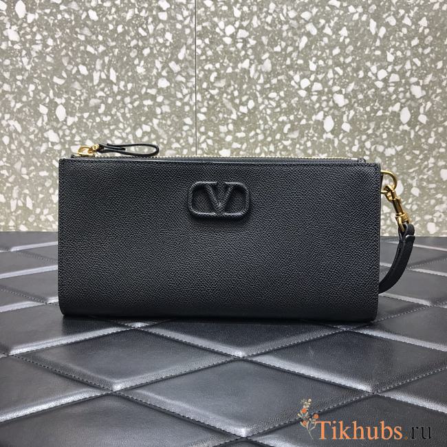 VALENTINO Garavani Logo Clutch Black 060 Size 24.5 x 3 x 12 cm - 1