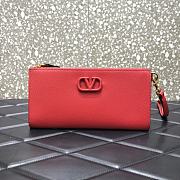 VALENTINO Garavani Logo Clutch Red 060 Size 24.5 x 3 x 12 cm - 1