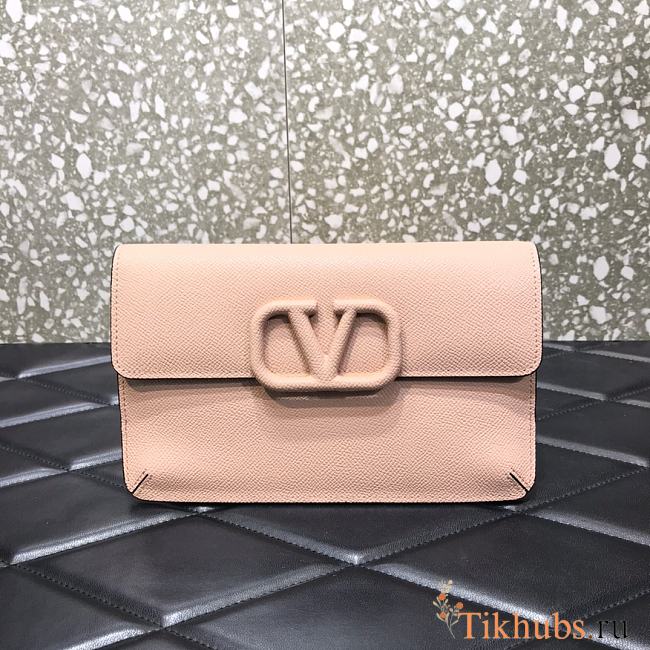 VALENTINO Garavani Logo Clutch Pink 065 Size 22 x 2.5 x 11 cm - 1