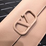 VALENTINO Garavani Logo Clutch Pink 065 Size 22 x 2.5 x 11 cm - 4