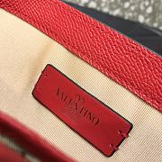 VALENTINO Garavani Logo Clutch Red 065 Size 22 x 2.5 x 11 cm - 2