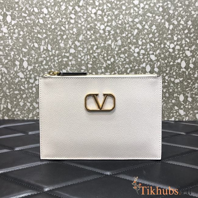 VALENTINO VLogo Clutch White 062 Size 19 x 13 x 13 cm - 1