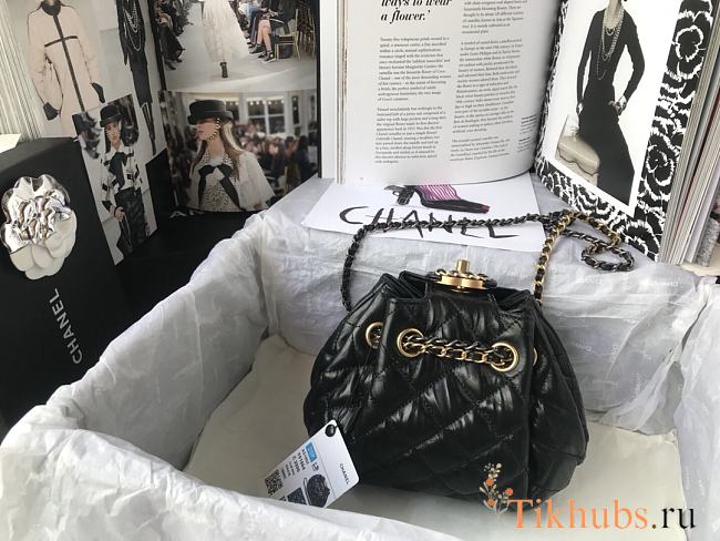 CHANEL Pull Rope Bag Black AS1802 Size 20 x 17 x 10 cm - 1