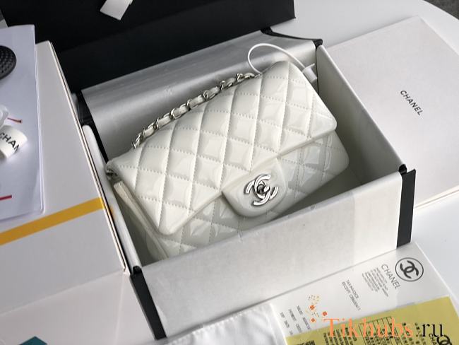 Chanel CF Big Mini Patent Leather Small Bag White (Silver Lock) 1116 Size 20 cm - 1