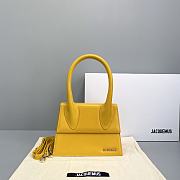 Jacquemus Big Yellow 2020 Size 24 x 18 x 10 cm - 1