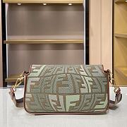 Fendi Baguette Fisheye 1805 Size 28 × 6 × 14 cm - 2