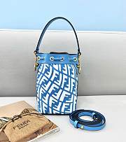 Fendi Fisheye Blue 8380 Size 12 x 10 x 18 cm - 4