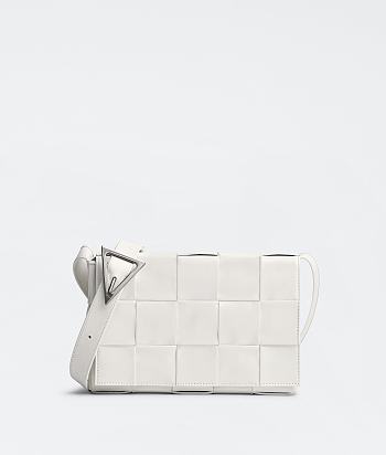 Bottega Veneta Cassette Woven Box Bag White Size 23 × 15 × 5.5 cm