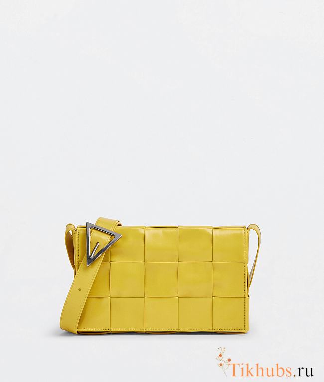 Bottega Veneta Cassette Woven Box Bag Yellow Size 23 × 15 × 5.5 cm - 1