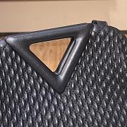 BV Triangle Bubble Bag Black 44054 Size 24 × 16 × 8 cm - 3