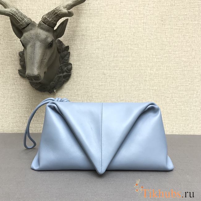 Bottega Veneta Sheepskin Triangle Handbag 44050 Size 32 x 18 cm - 1