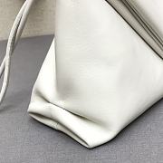 Bottega Veneta Sheepskin Triangle Handbag White 44050 Size 32 x 18 cm - 6