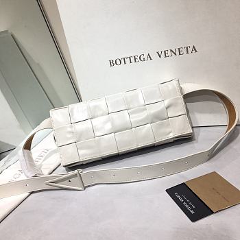 Bottega Veneta Rubik's Cube Woven Bag White 96005 Size 24 x 14 x 4 cm