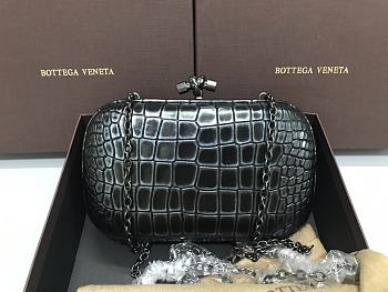 Bottega Veneta Chain Crocodile 7650 Size 20 x 12 x 5 cm