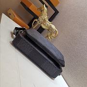 Louis Vuitton Trio Pochette Messenger Bag M69443 Size 25 x 18.5 x 7 cm - 4