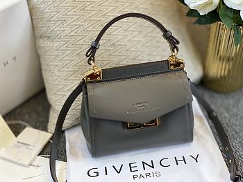Givenchy G Home Mini Mystic 0148 Size 20 x 19 x 7 cm