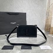 YSL Cowhide Chain Bag Black 532756 Size 24 × 14 × 8 cm - 1