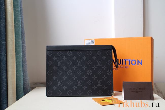 LV Pochette Voyage MM Monogram Eclipse in Black M61692 Size 27 x 21 x 3 cm - 1