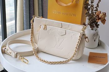 LV Multi Pochette Accessories Hand M80447 Size 24 x 13.5 x 4 cm