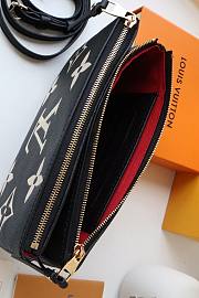 LV Double Zip Pochette Monogram Embossing M69203 Size 20 x 12.5 x 3 cm - 4