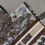 Dior Tote Book Chinese Style 42 cm - 2