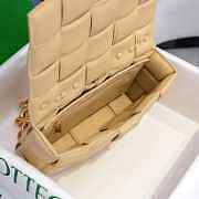 Bottega Veneta Chain Cassette Size 26 - 3