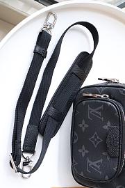 Louis Vuitton Outdoor Pouch Black M30755 Size 15 x 9 x 7 cm - 2
