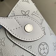 Louis Vuitton Hina PM Bag Mahina Leather Gradient Blue M54351 Size 34 x 13 x 18.5 cm  - 5