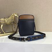 Details Louis Vuitton Crossbody Bag Danube Slim M51459 Size 16 x 21 x 4.5 cm - 1