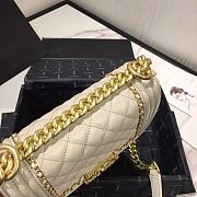Chanel LeBoy Bag Smooth Leather White 67085 Size 20 cm - 6