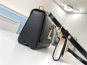 Louis Vuitton Twist Handbag Black/White M50280 Size 23 x 18 x 8 cm  - 2